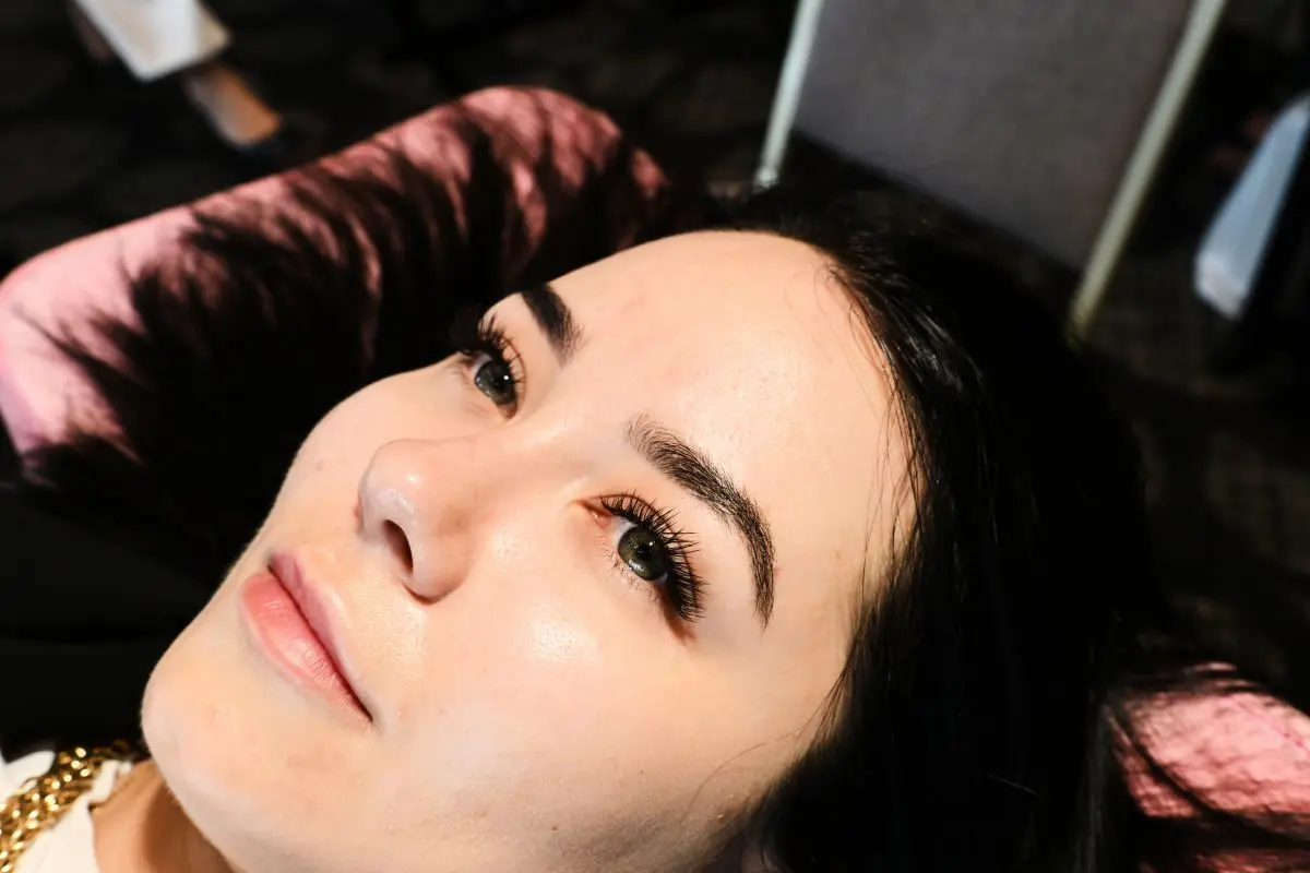 UV Lash Extension results Noble Lashes