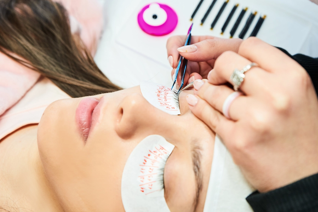 Lash styling Lash styling