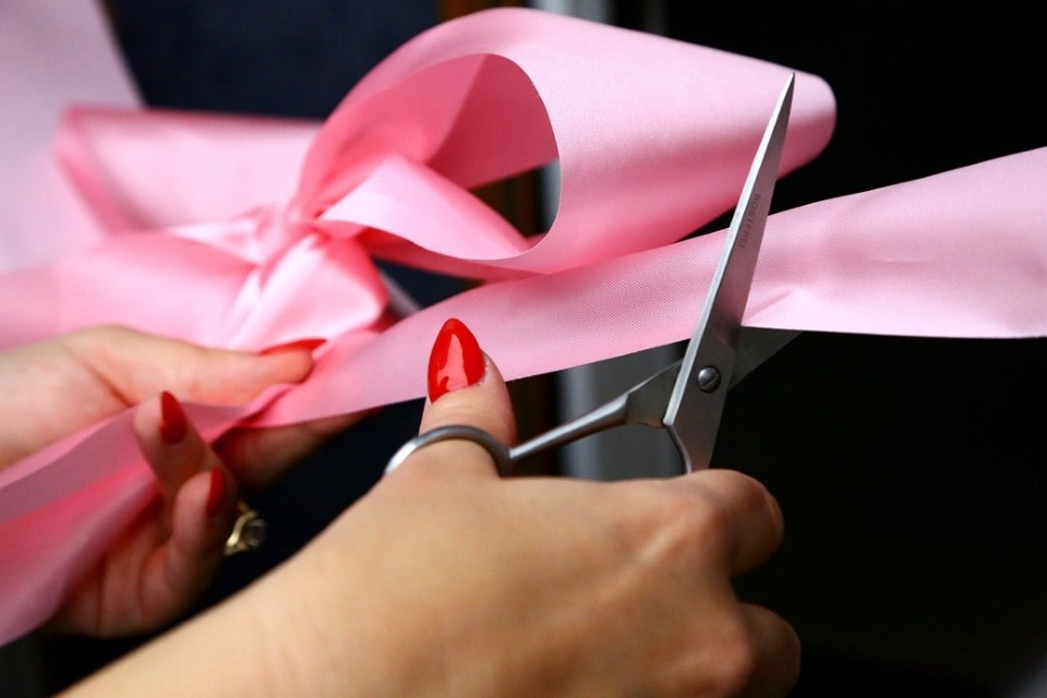 Store opening Ribbon cutting