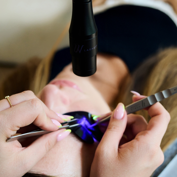 UV Eyelash Extension Starter Kit – with Black Lamp