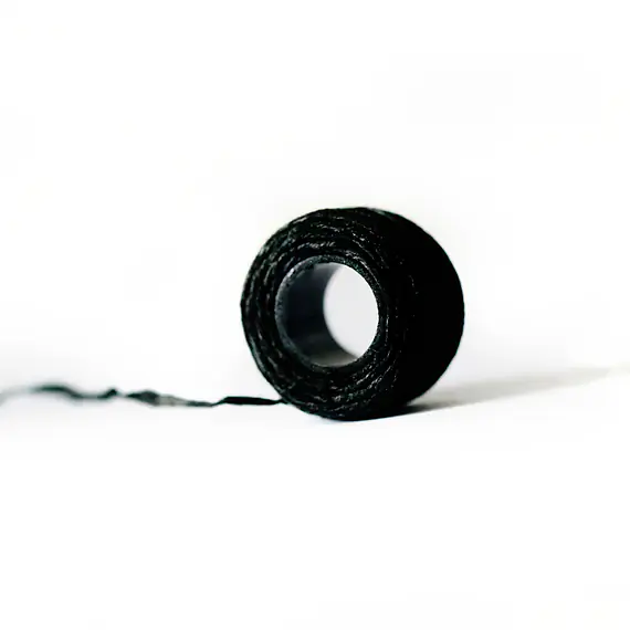 Professional dyeing thread by Noble Lashes