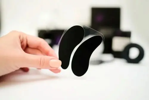 Silicone pads for UV lash extensions