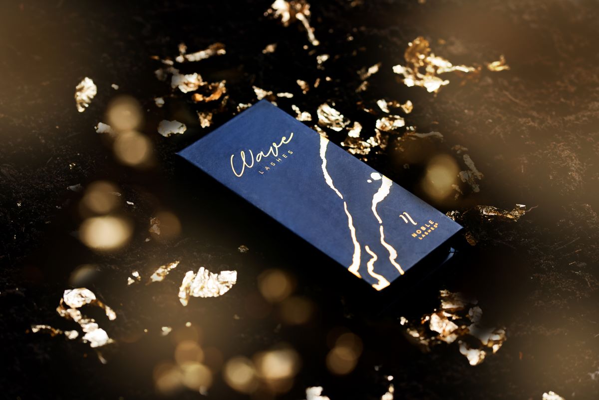 Wave Lashes palette