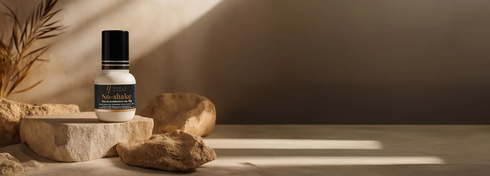 Shake-free eyelash glue? Yes! No-Shake Glue now available at Noble Lashes