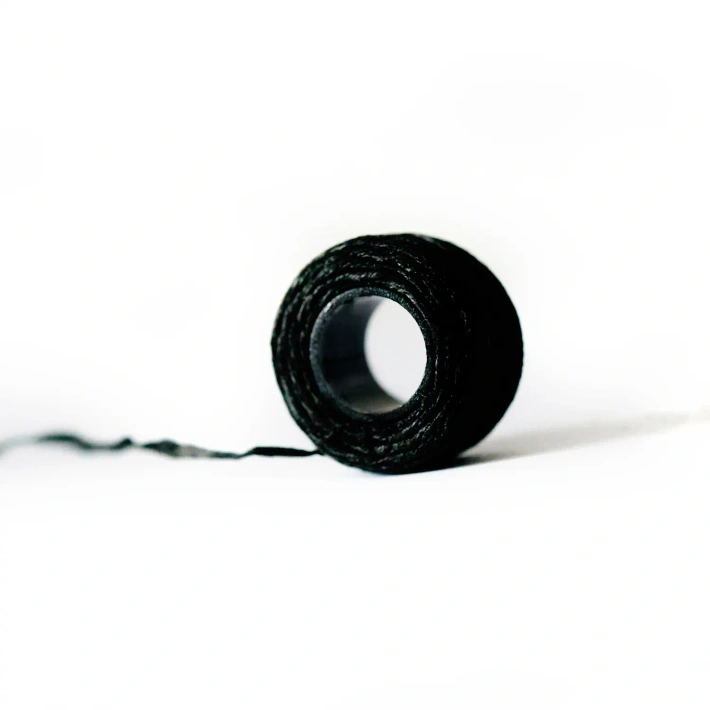Professional dyeing thread by Noble Lashes