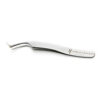 Metallic Tweezer Wave for eyelashes