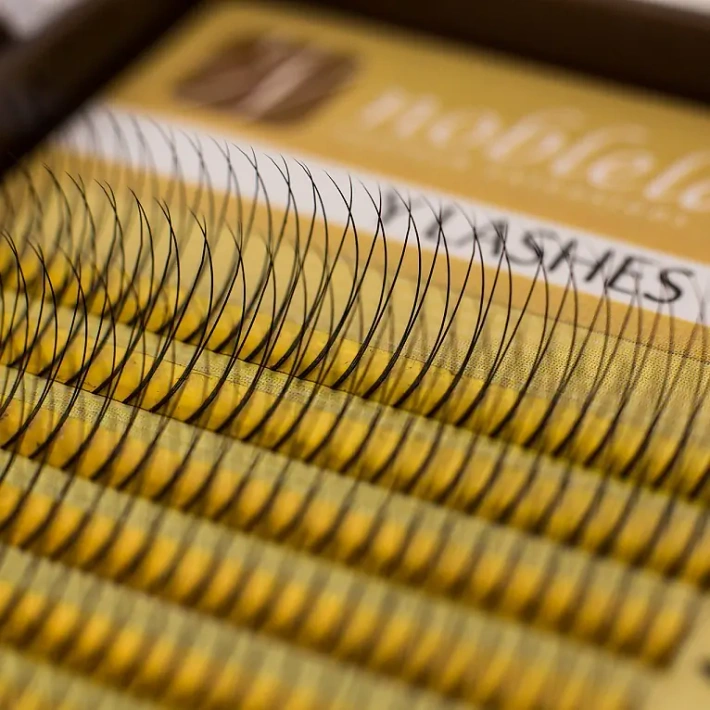 Y Lashes
