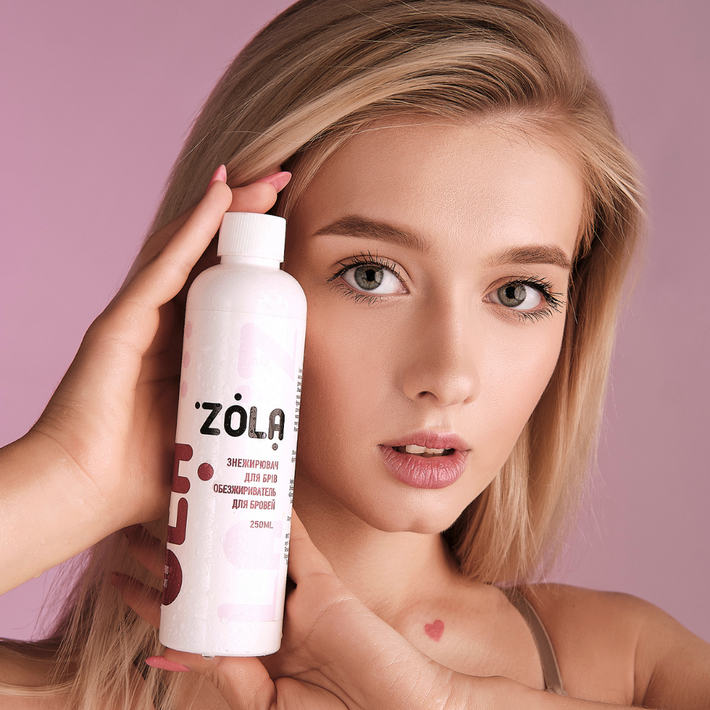 ZOLA Eyebrow Degreaser