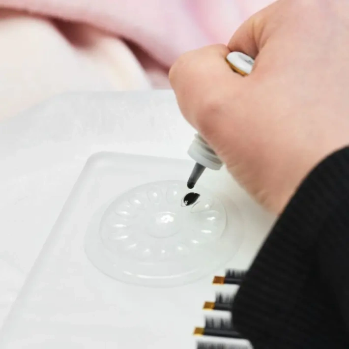 Transparent Glue holder
